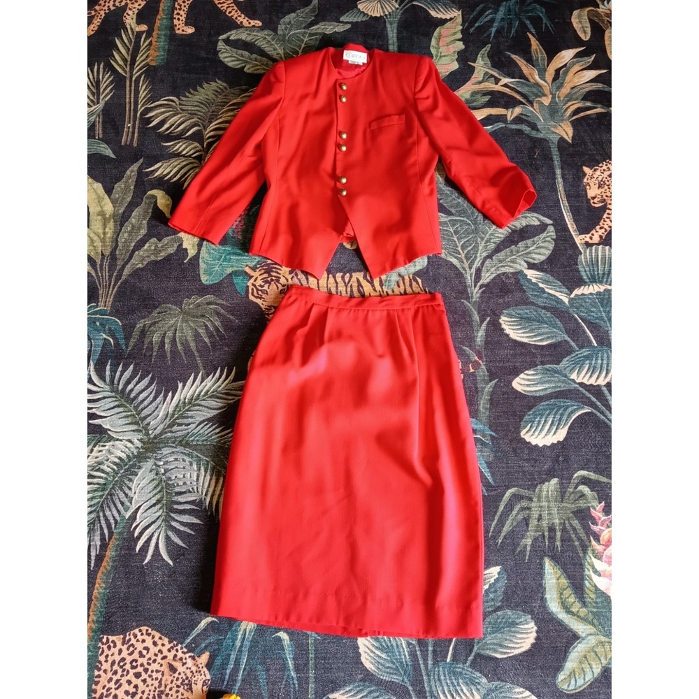 Vintage 80s Gilmor Red Career Skirt Suit Women's 12 Gold Tone Buttons RayonBlend